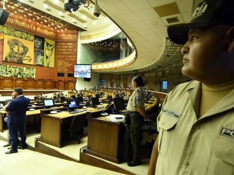 Asambleístas tendrán cuatro salvoconductos de ingreso el día de la sesión instalación del Parlamento