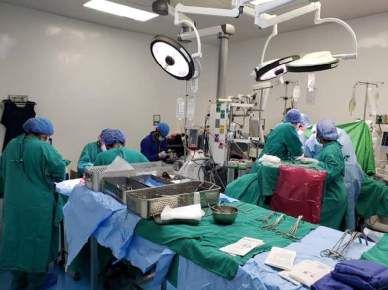 Hospital Luis Vernaza, de Guayaquil, alcanza récord de trasplantes de órganos: 5 en una semana; en total, 687 procedimientos en 14 años