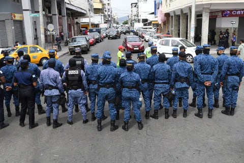 ‘El agente metropolitano deberá ser como un todólogo, así que vamos a verlos en las calles dirigiendo el tránsito’, anuncia alcalde de Guayaquil