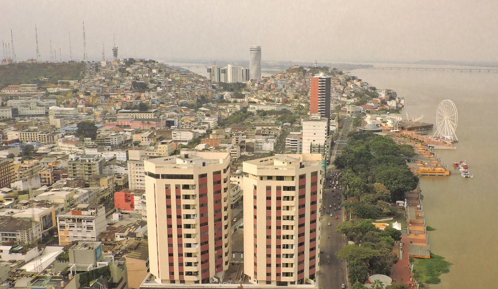 Moradores de 10 sectores de Guayaquil y Durán apuntan a la seguridad, mejoras de servicios y unión  barrial como anhelos para este 2023