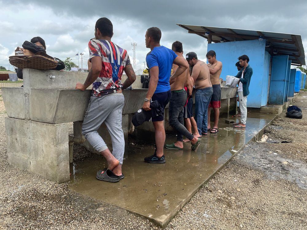 El único lugar en San Vicente donde los migrantes pueden tener agua para su propia higiene y lavar su ropa.