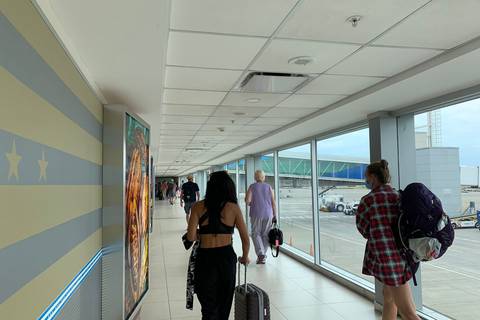 Vuelo con ruta Quito-Loja aterrizó en Guayaquil por emergencia