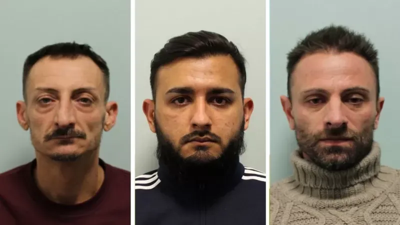 MET POLICE Alessandro Maltese, Jugoslav Jovanovic y Alessandro Donati fueron arrestados en Italia y extraditados al Reino Unido.