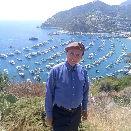 David Sánchez, fundador de los Boinas cafés, estuvo recientemente de vuelta en Santa Catalina.
