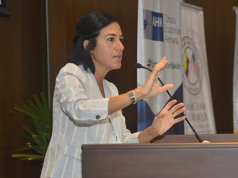 María Alejandra Muñoz, elegida como vicepresidenta de Ecuador con 75 votos en la Asamblea Nacional