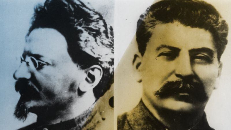 GETTY IMAGES Trostky a la izquierda y Stalin a la derecha.