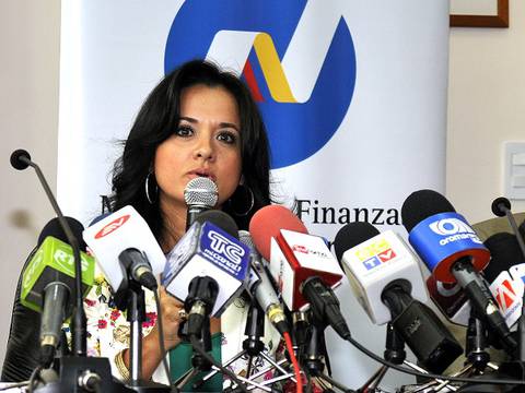 Contraloría ordena destituir a Marcela Aguiñaga del cargo que ejerció como ministra del Ambiente
