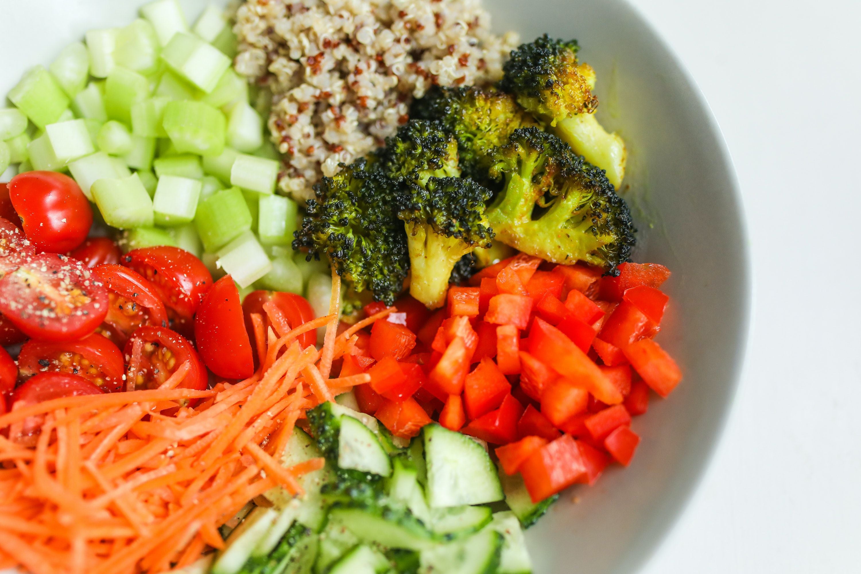 Dieta arcoíris y cómo influyen los colores de los alimentos