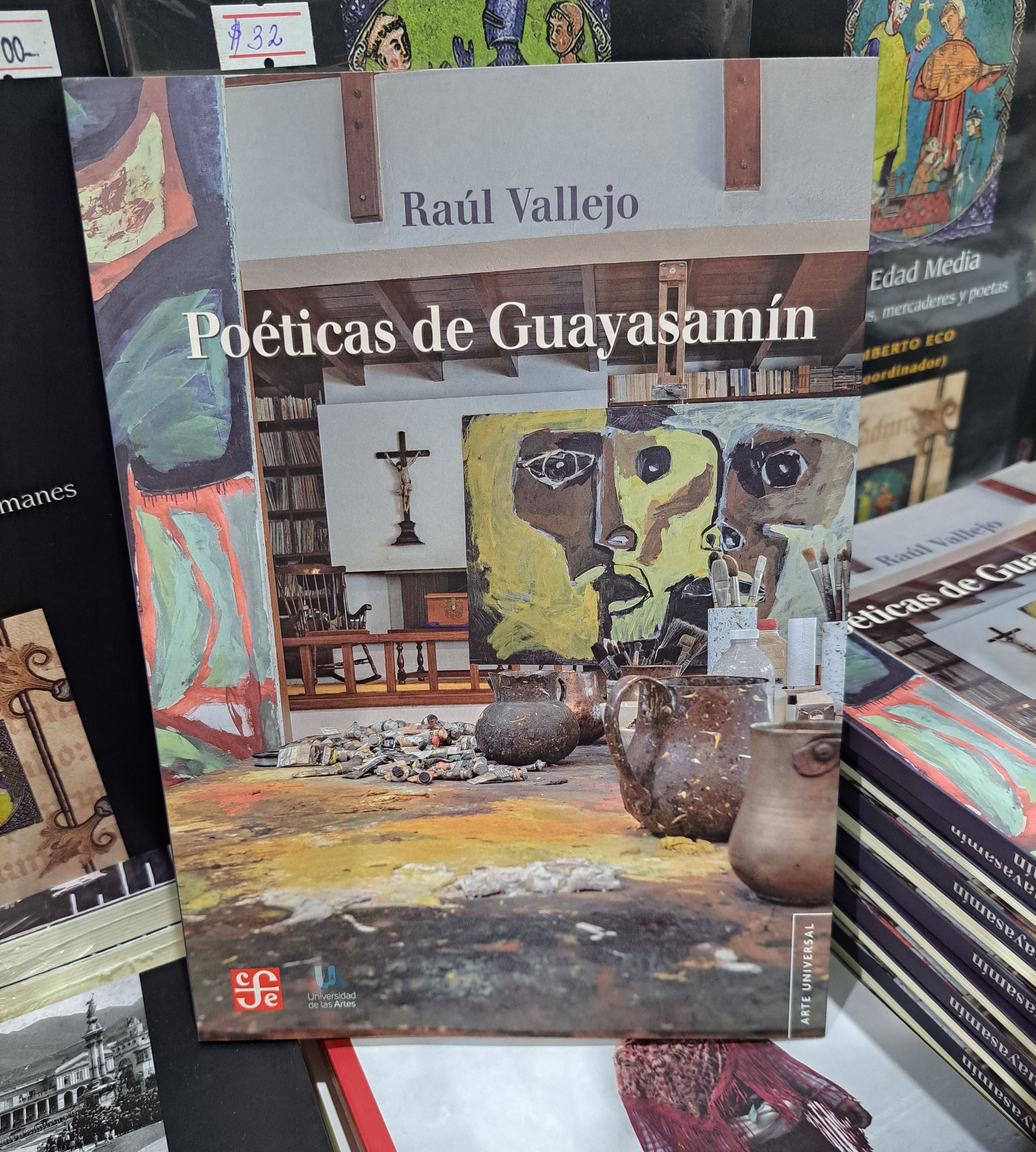 Poéticas de Guayasamín (FCE), de Raúl Vallejo, en la Feria Internacional del Libro de Giayaquil, este domingo 24 de septiembre.