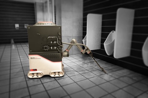 Este es el robot de limpieza de baños diseñado para trabajar junto a un ser humano, no para reemplazarlo
