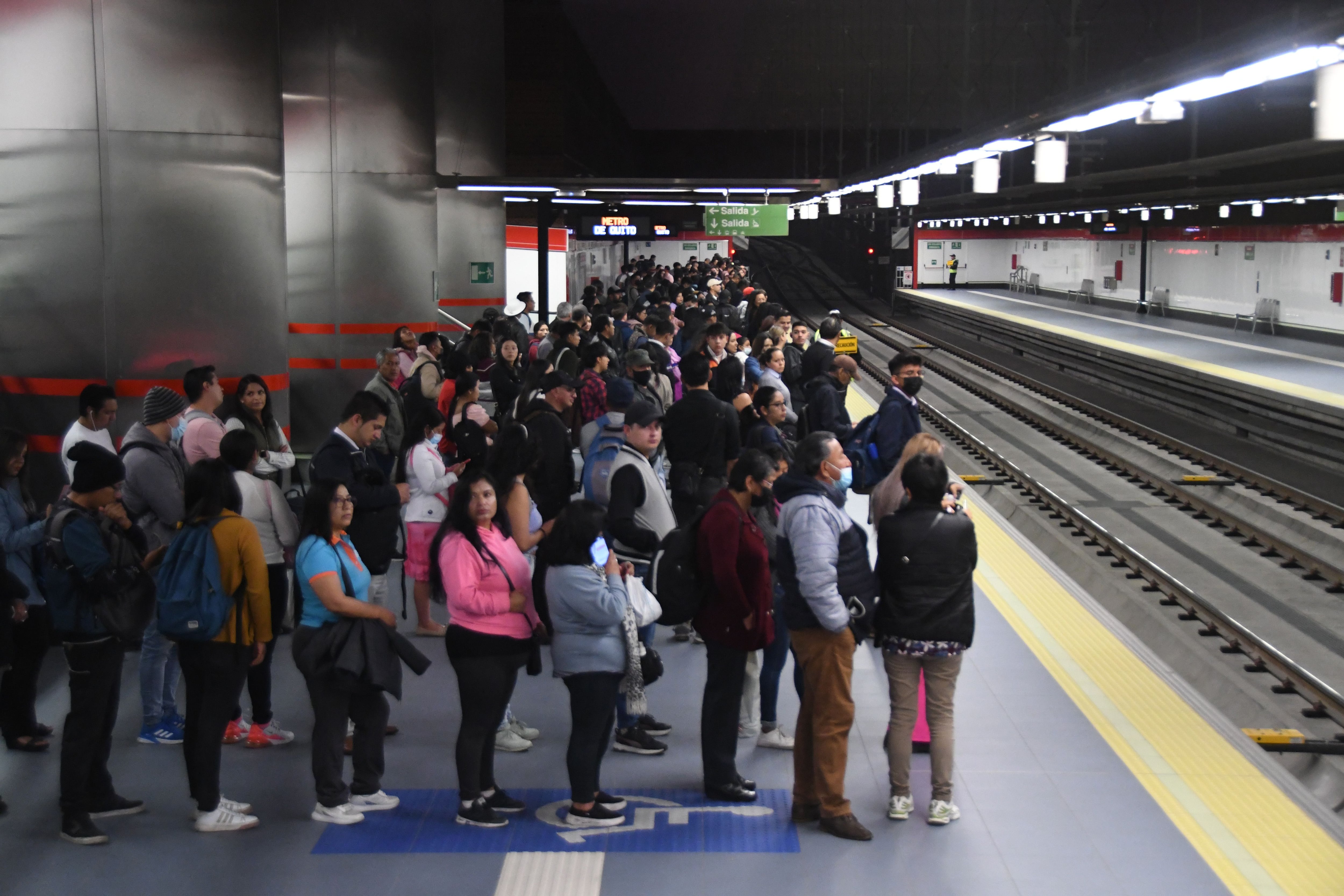 Municipio capitalino iría a la Contraloría por funcionamiento parcial del Metro de Quito 