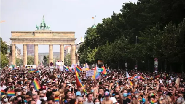 Aunque Berlín es una ciudad con muchos espacios queer seguros, la mayoría están diseñados para hombres homosexuales blancos.