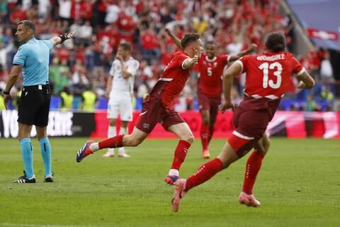 Euro 2024: Suiza se impone a Hungría, en su estreno en Grupo A