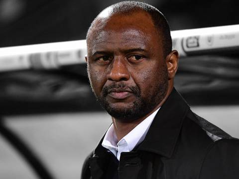 Patrick Vieira fue despedido como DT del Niza de Francia tras la eliminación en la Europa League 