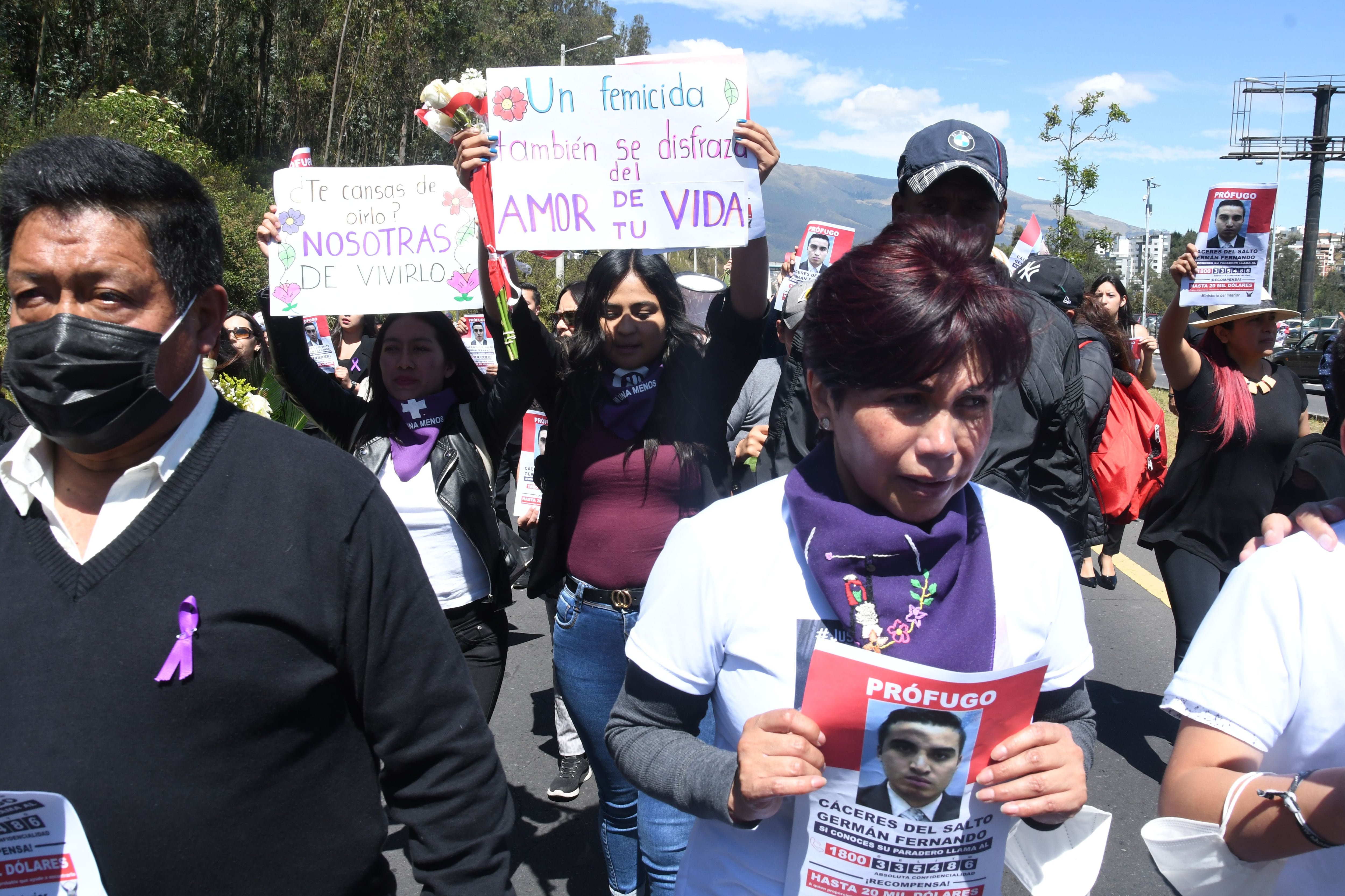 Madre de María Belén Bernal se reunió con la ministra de la Mujer y Derechos Humanos, Paola Flores