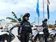 Gobierno entregó chalecos a policías en el distrito de Manta