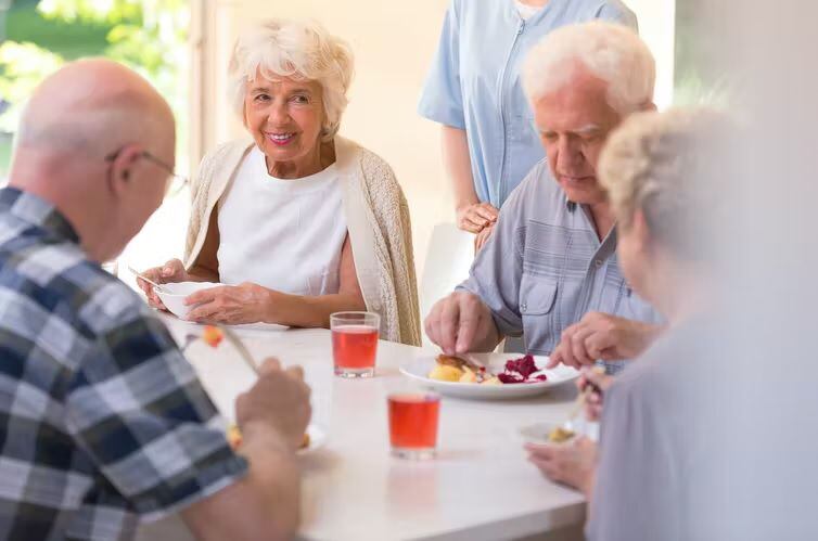 10 maneras de permanecer sano después de los 60. Tendencias