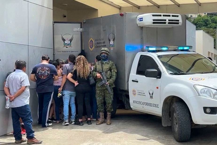 El alcalde fue llevado de emergencia al centro de salud de Portovelo, donde se confirmó su deceso. Foto Cortesía de Policía para AFP.