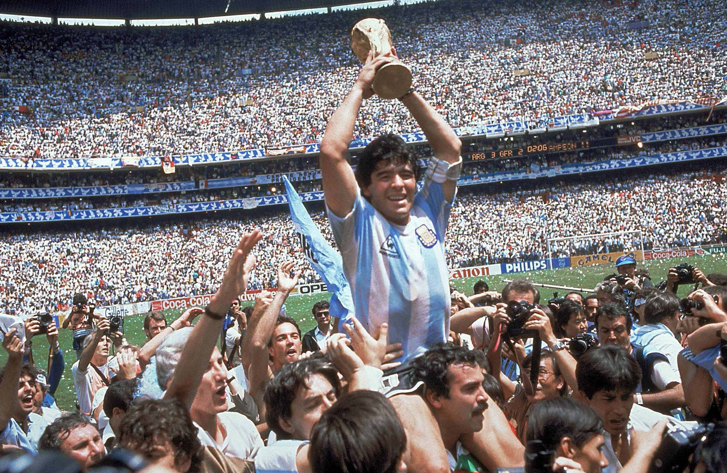 FIFA recuerda a Diego Maradona como el ‘legendario 10 de Argentina’ 