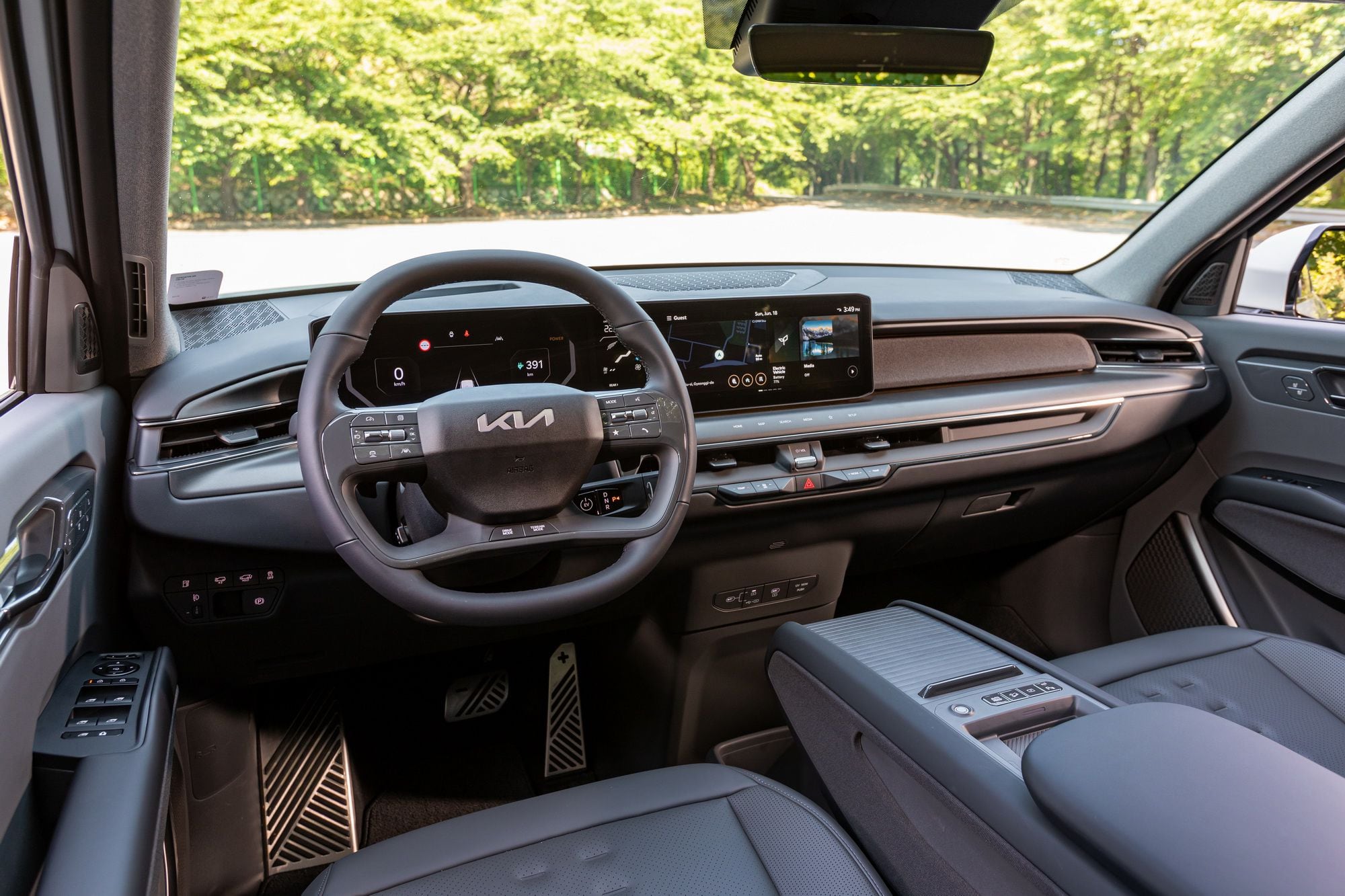 Vista interior del EV9 de Kia, su primer SUV eléctrico de tres filas.