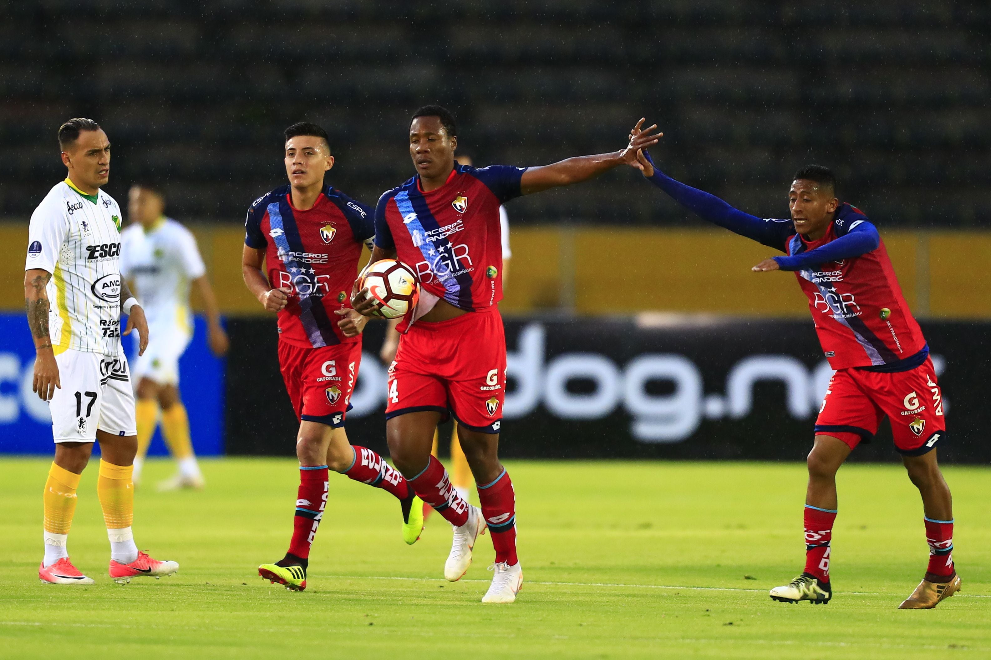 El Nacional en el bolillero 1 y Universidad Católica en el bolillero 2 para el sorteo de las fases 1 y 2 de la Libertadores