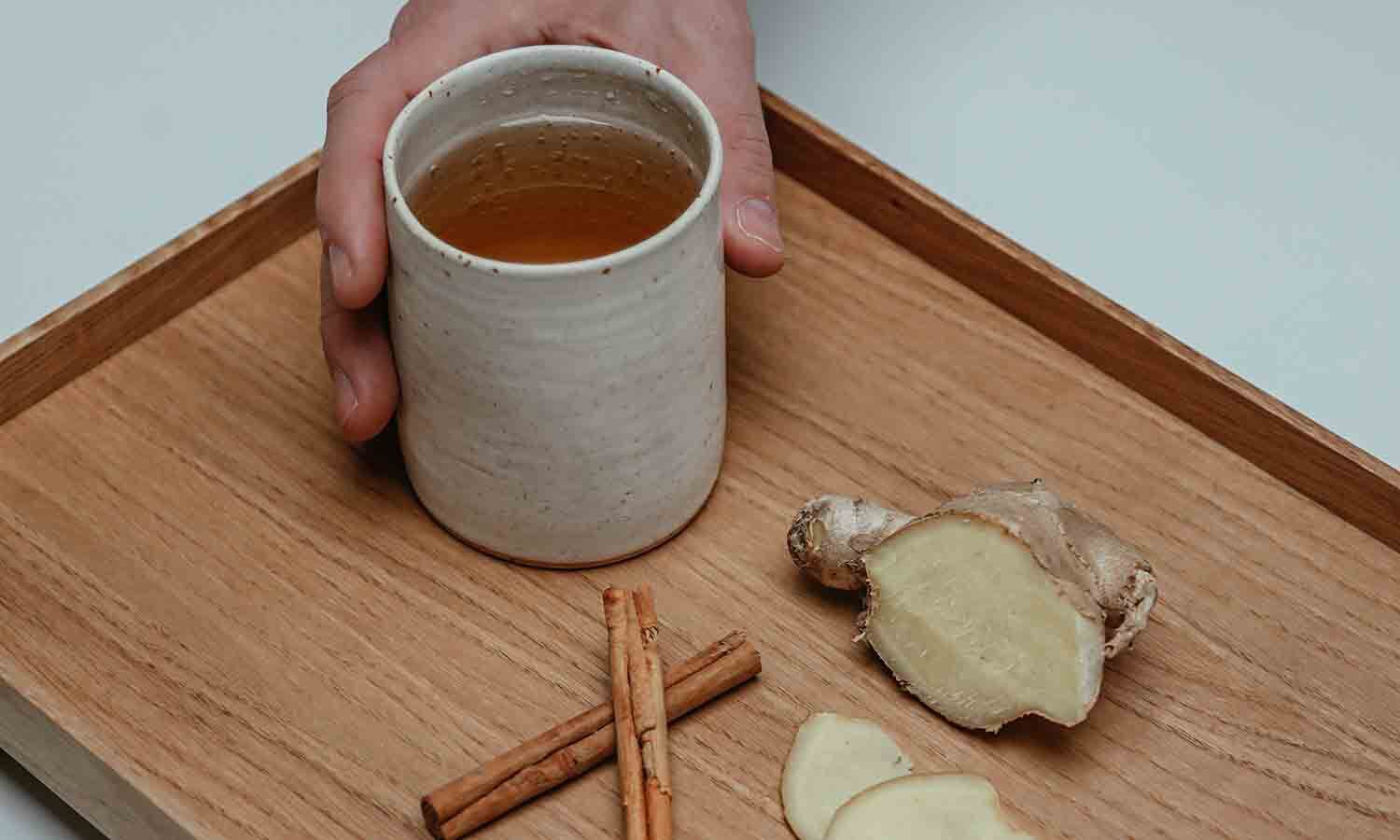 Tomando una taza diaria de té de jengibre y canela, podrás ver cómo aumenta tu libido