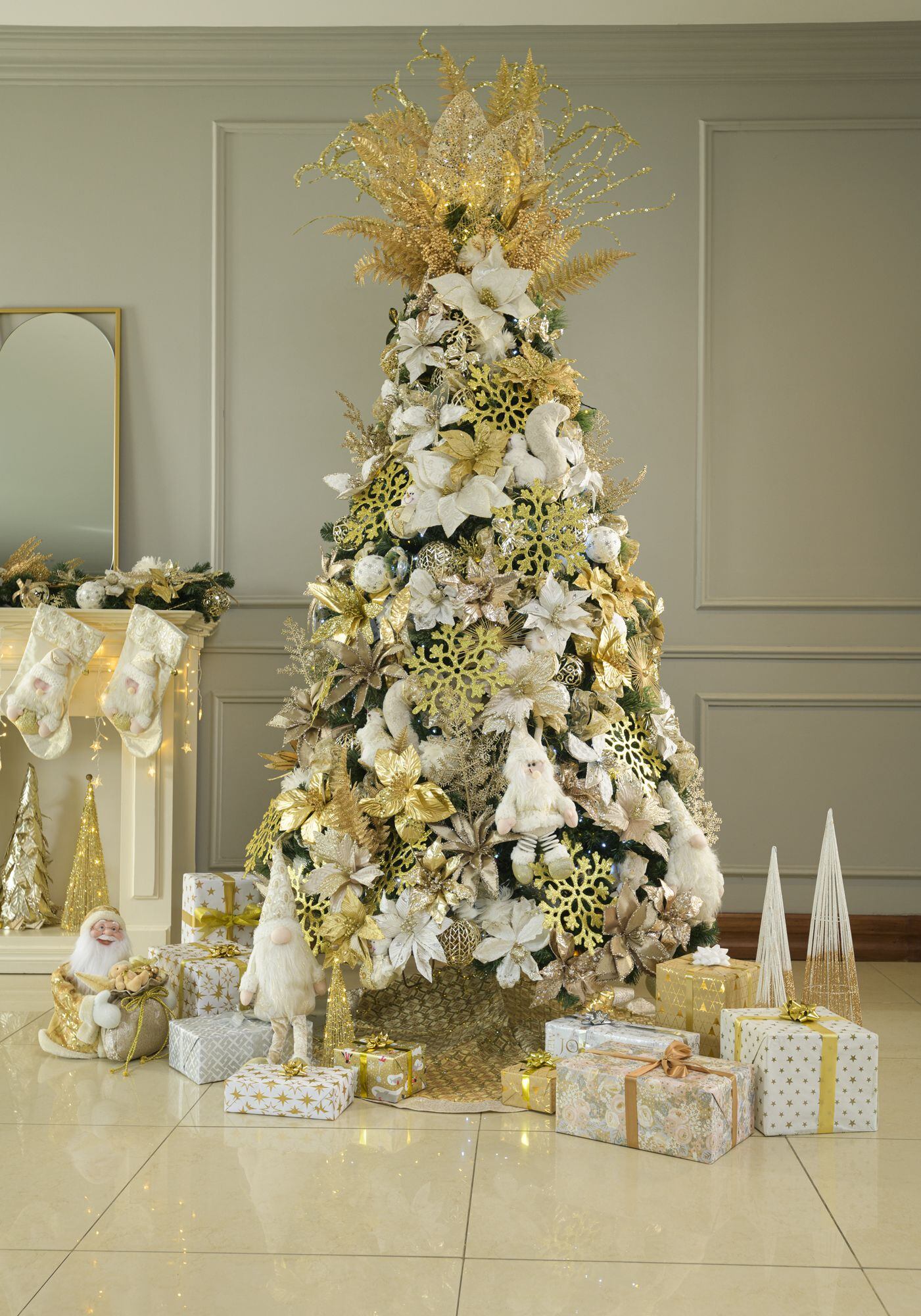 Viva una Navidad llena de brillo y elegancia con el encanto del dorado.
