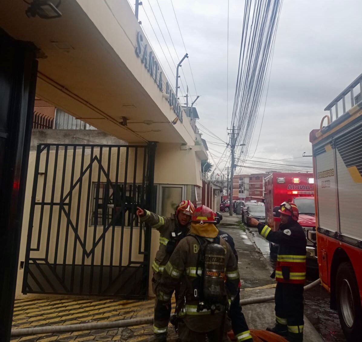 Un hombre de 76 años murió durante incendio de una vivienda en el norte de Quito 