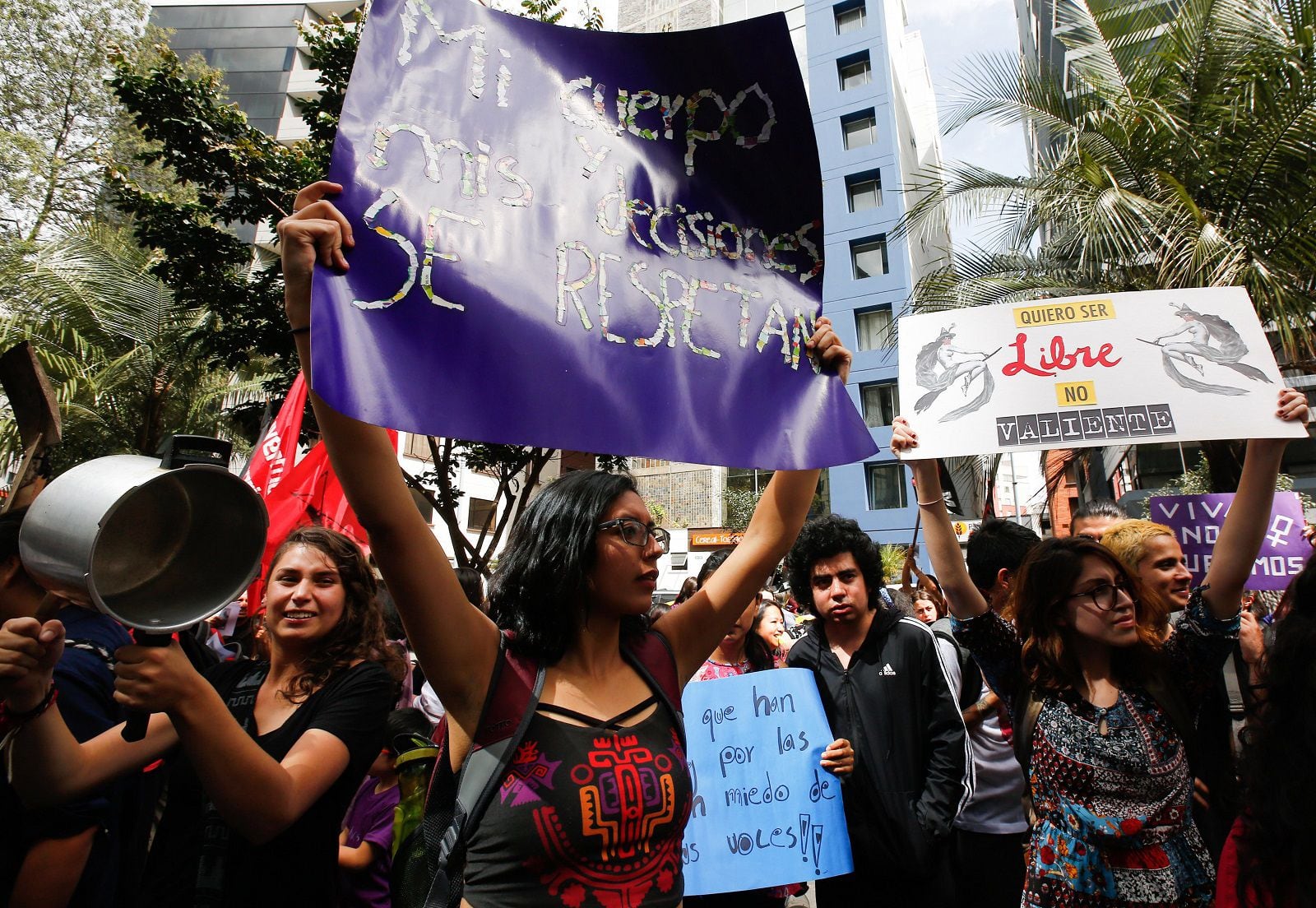 ¿Cuándo se celebra el Día de la Mujer en Ecuador?