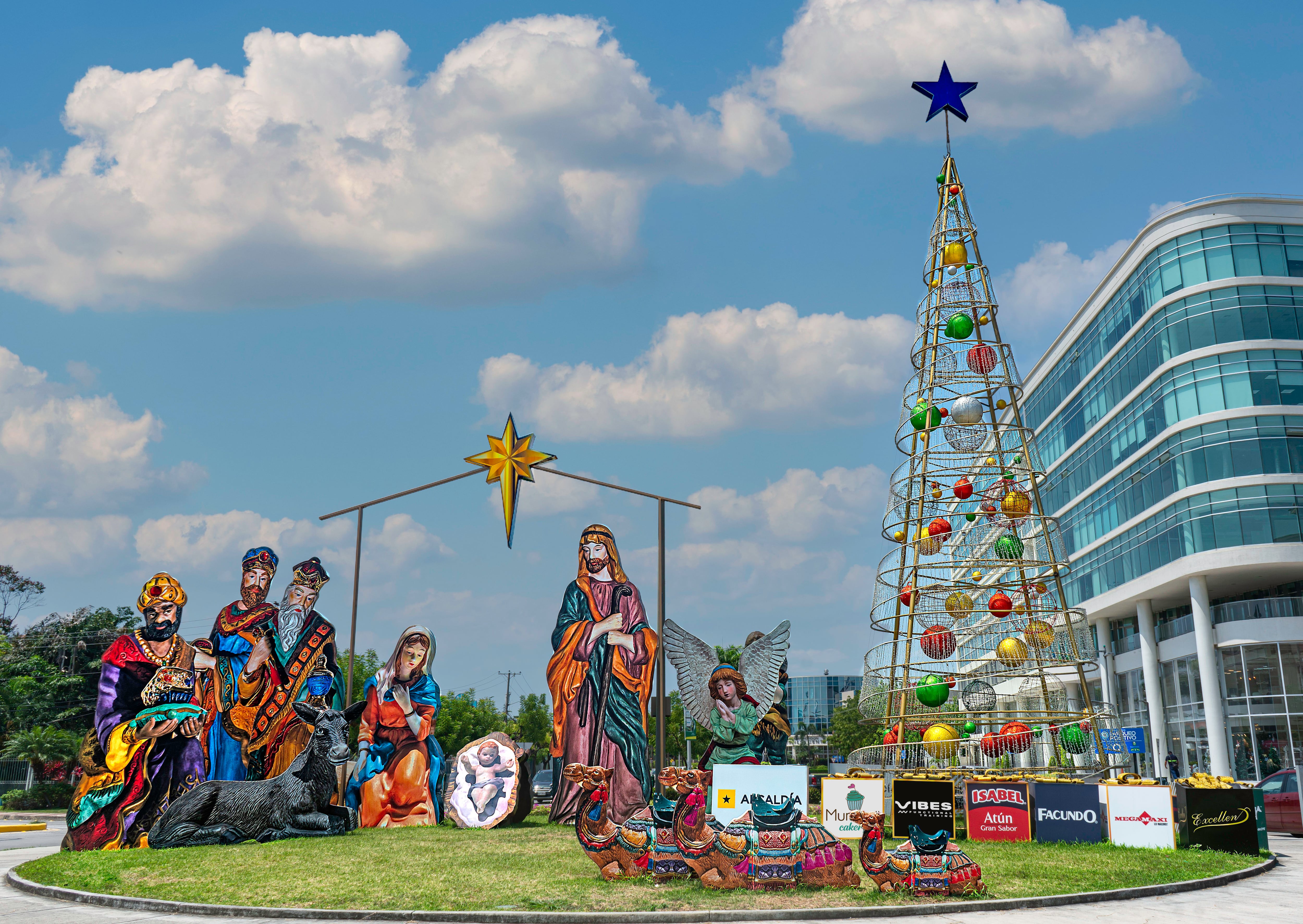 Diez figuras resaltan en nacimiento gigante instalado en La Puntilla en el marco de la Navidad