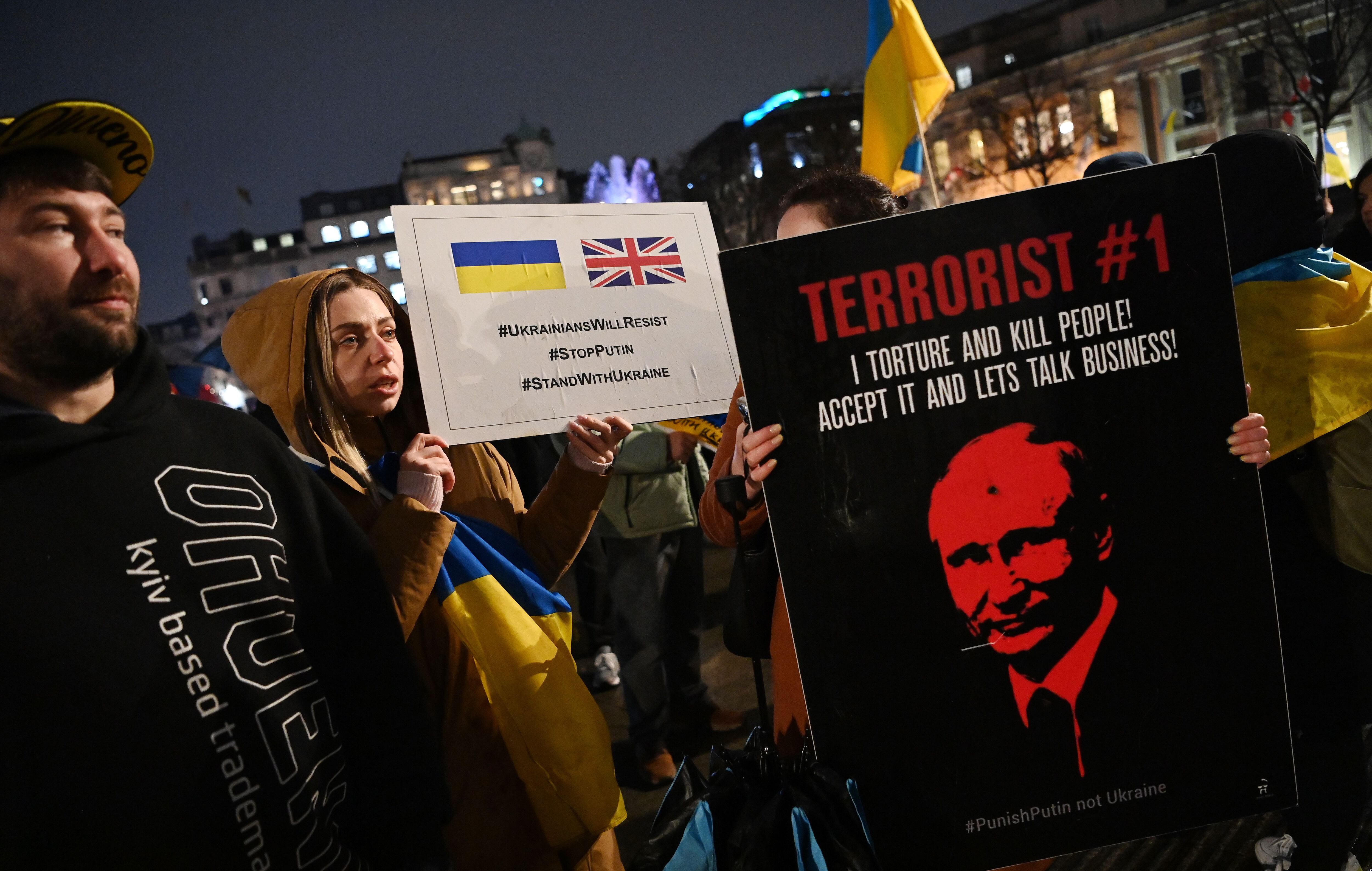 LONDRES.- Las protestas en contra del conflicto siguen alrededor del mundo. 