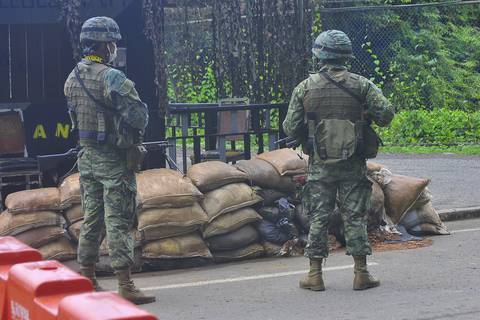 18 militares detenidos para investigación tras muerte de subteniente Aidita Ati en cuartel de Napo   