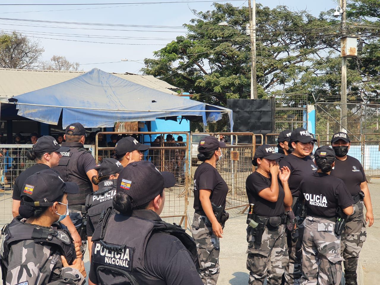 Balacera en la Penitenciaría del Litoral; más de 400 policías tratan de controlar incidentes