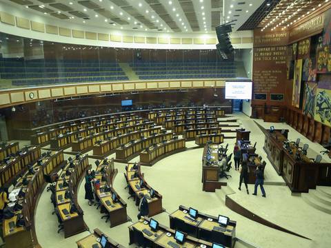 Asamblea Nacional enfrenta dificultades para instalarse de forma inmediata tras la muerte cruzada