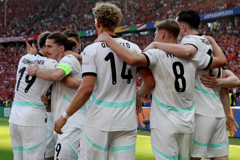 Batacazo de la jornada: Austria derrota a Países Bajos y accede a octavos de la Eurocopa como líder del grupo D