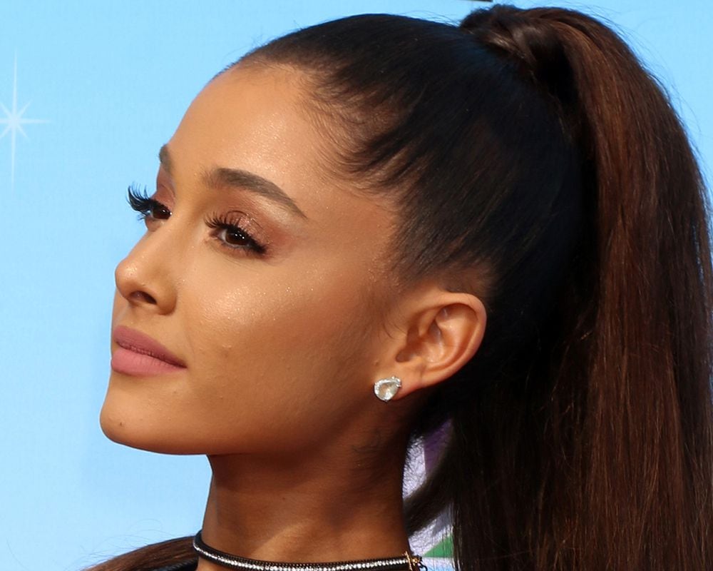 Ariana Grande comparte fotos de su boda sorpresa