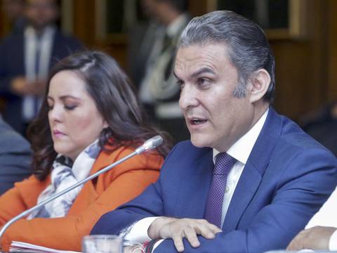 ‘Yo no le voy a dar una servida de mesa al señor Noboa, la demanda será puesta en el momento oportuno’, asegura José Serrano 