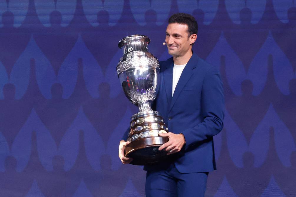 Trofeo de la Copa del Mundo hace última escala latinoamericana en Costa Rica