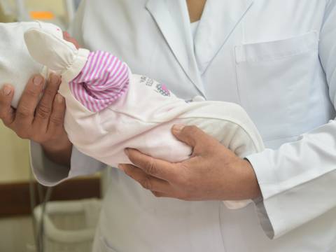 ‘En medio de tanto caos, una buena noticia’: dos alumbramientos de niñas se registraron entre el 24 y 25 de diciembre en hospital de la Junta