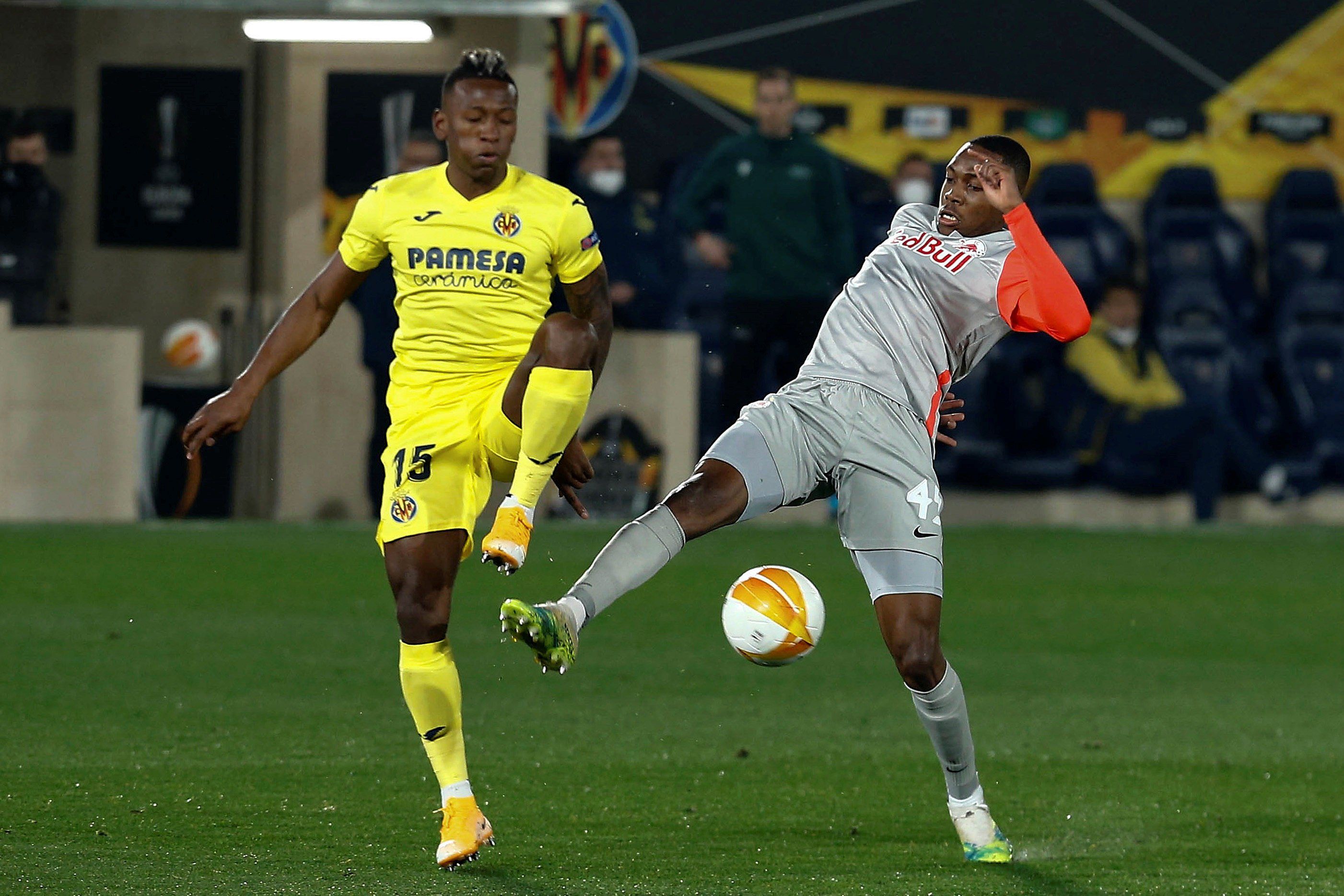 Pervis Estupiñán, presente los 90 minutos en triunfo y clasificación del Villarreal a octavos de Europa League