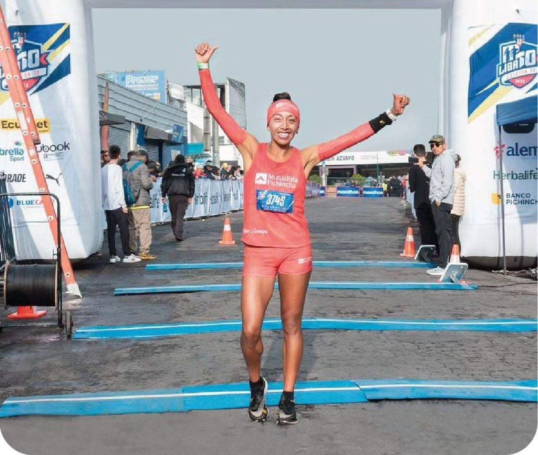 La maratonista Mary Granja obtuvo la clasificación a París 2024 en la Maratón de Sevilla, en España. 