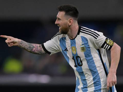 Lionel Messi supera los 100 goles con Argentina y ahora va por el récord de Cristiano Ronaldo con Portugal 