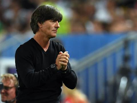 Joachim Löw podría convocar a los jugadores campeones en Brasil 2014 para mejorar el juego de Alemania