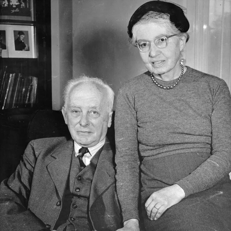 Born con su esposa Hedwig, quien también se escribía con Einstein. GETTY IMAGES