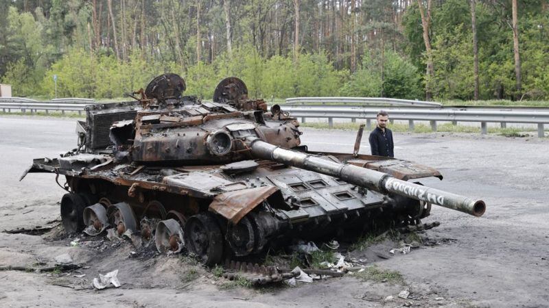La feroz resistencia ucraniana consiguió detener el avance ruso sobre la capital Kyiv. GETTY IMAGES