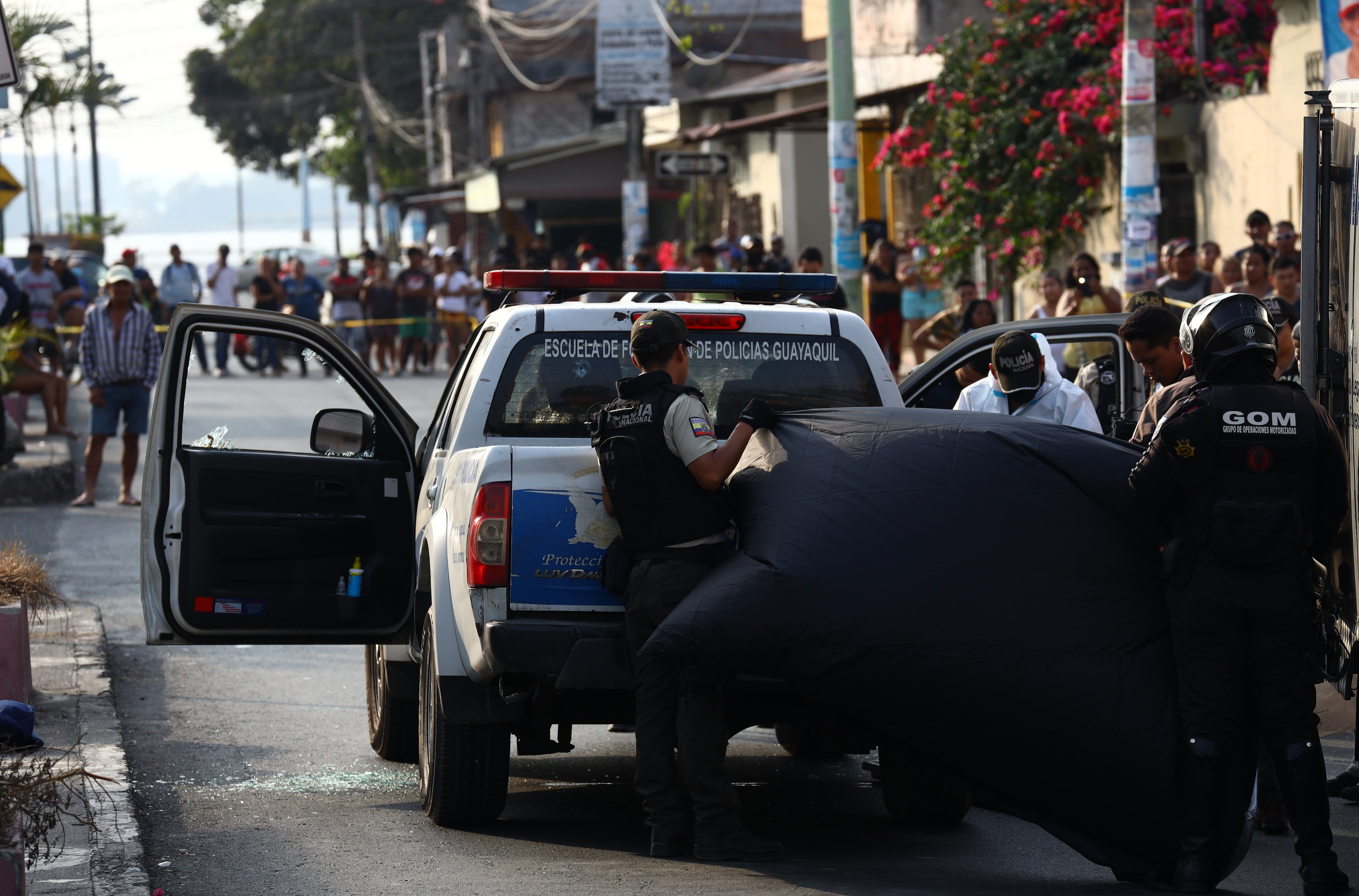 ‘Lo que hacen es salir a matar policías, no vamos a permitir que se nos tomen las calles’, dice jefe policial tras detención de ocho personas involucradas en hechos violentos en Durán