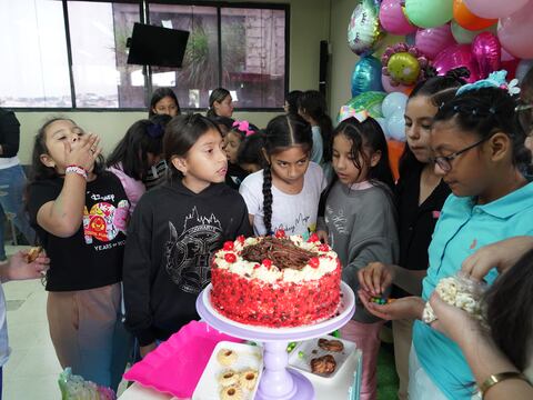 Paseo en ‘gusanito’, espuma ‘party’ y fiesta de disfraces, entre los actos previos al Día del Niño en planteles de Guayaquil 