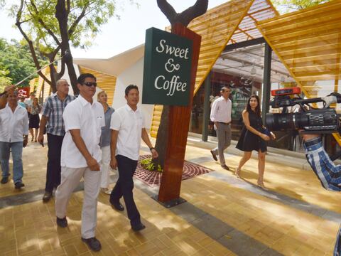 Malecón Simón Bolívar cuenta con nuevos locales de comida