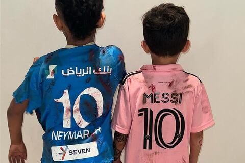 Saint, el hijo de Kim Kardashian y Kanye West se disfraza de su ídolo Neymar Jr. por Halloween