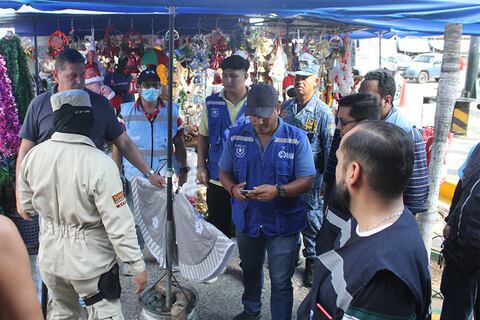 Cabildo realiza operativos de control contra la venta de fuegos artificiales en Guayaquil